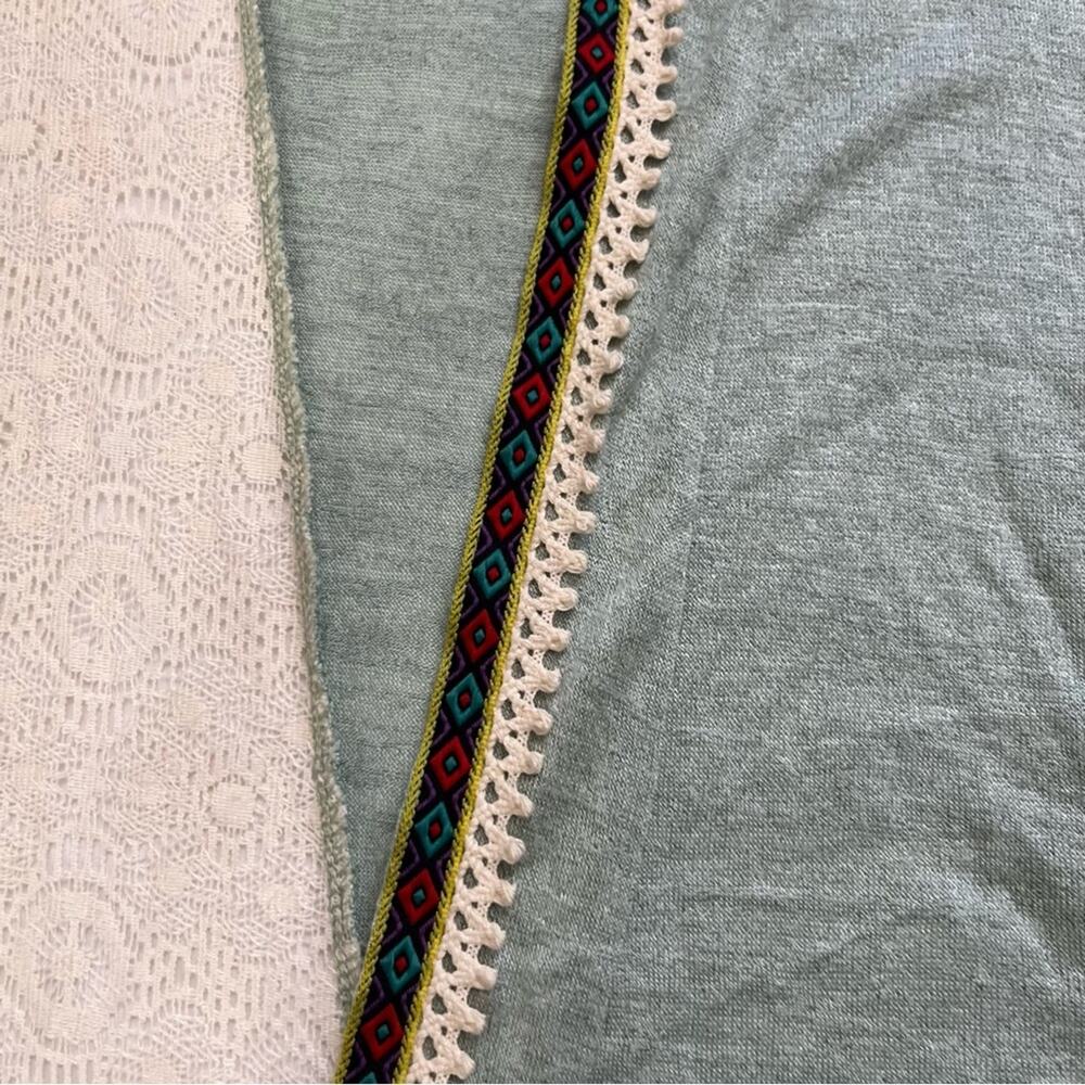 Umgee Soft Open Front Cardigan Shawl Coverall Bohemian Feminine Eyelet Size M/L - Picture 7 of 9